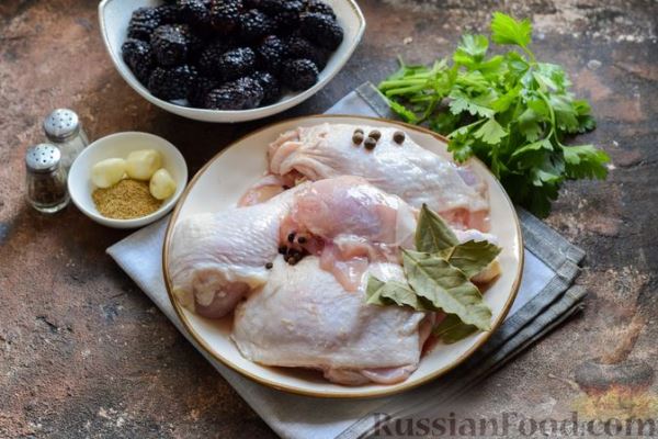 Курица, запечённая с ежевичным соусом