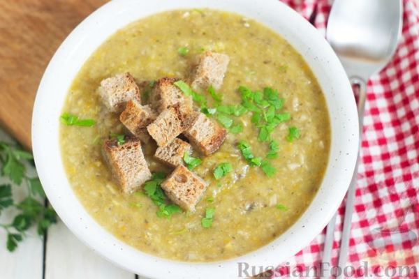 Овощной суп-пюре из патиссонов с шампиньонами